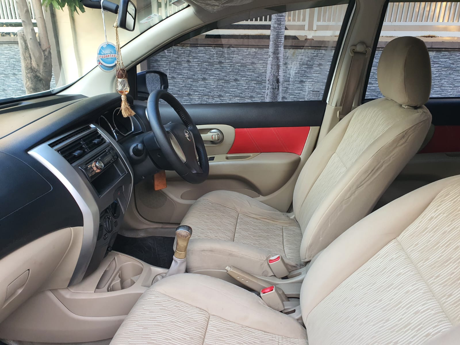 Nissan grand livina xv 1,5 manual