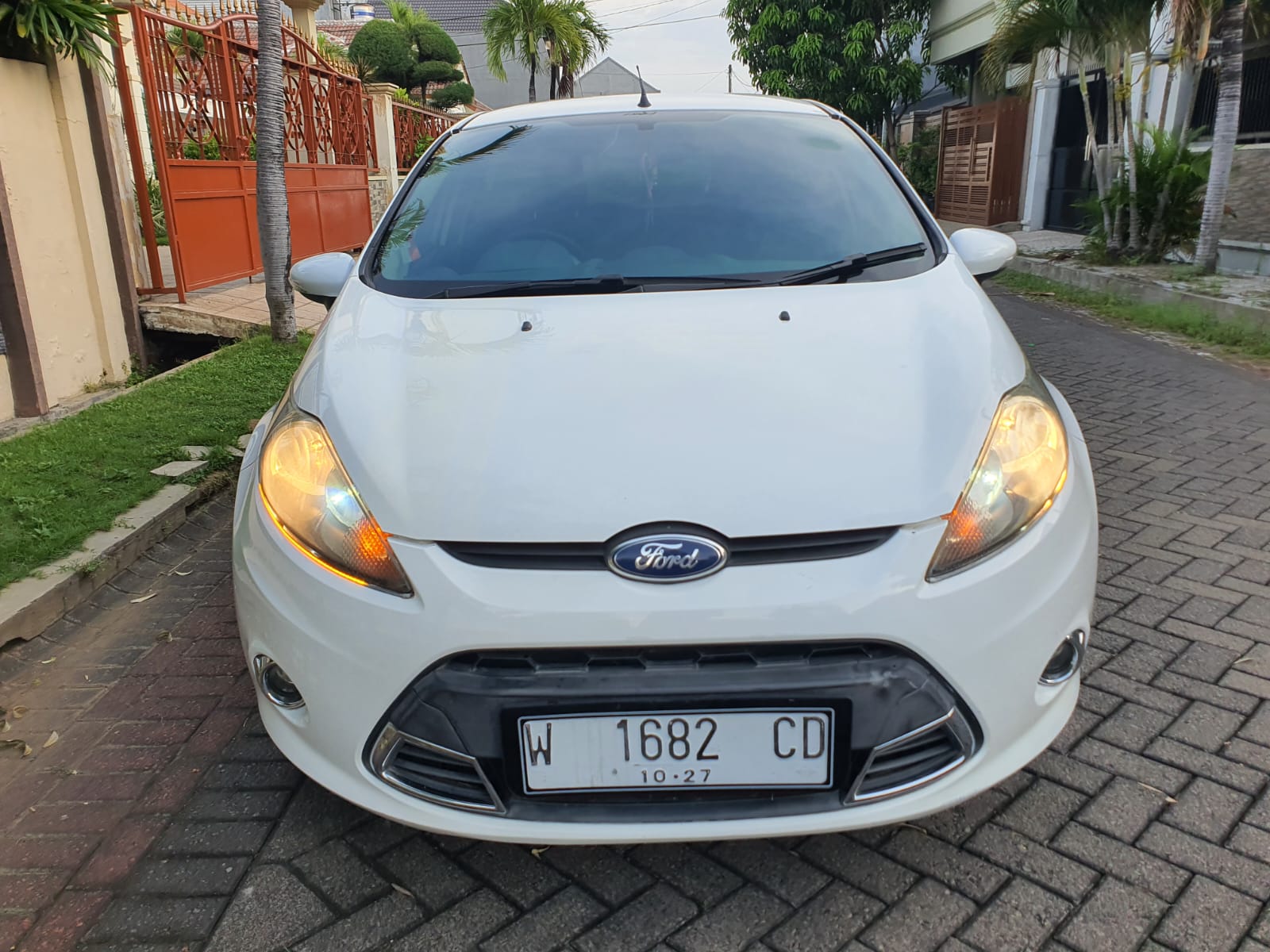 Ford Fiesta 1.6 S Bensin-AT