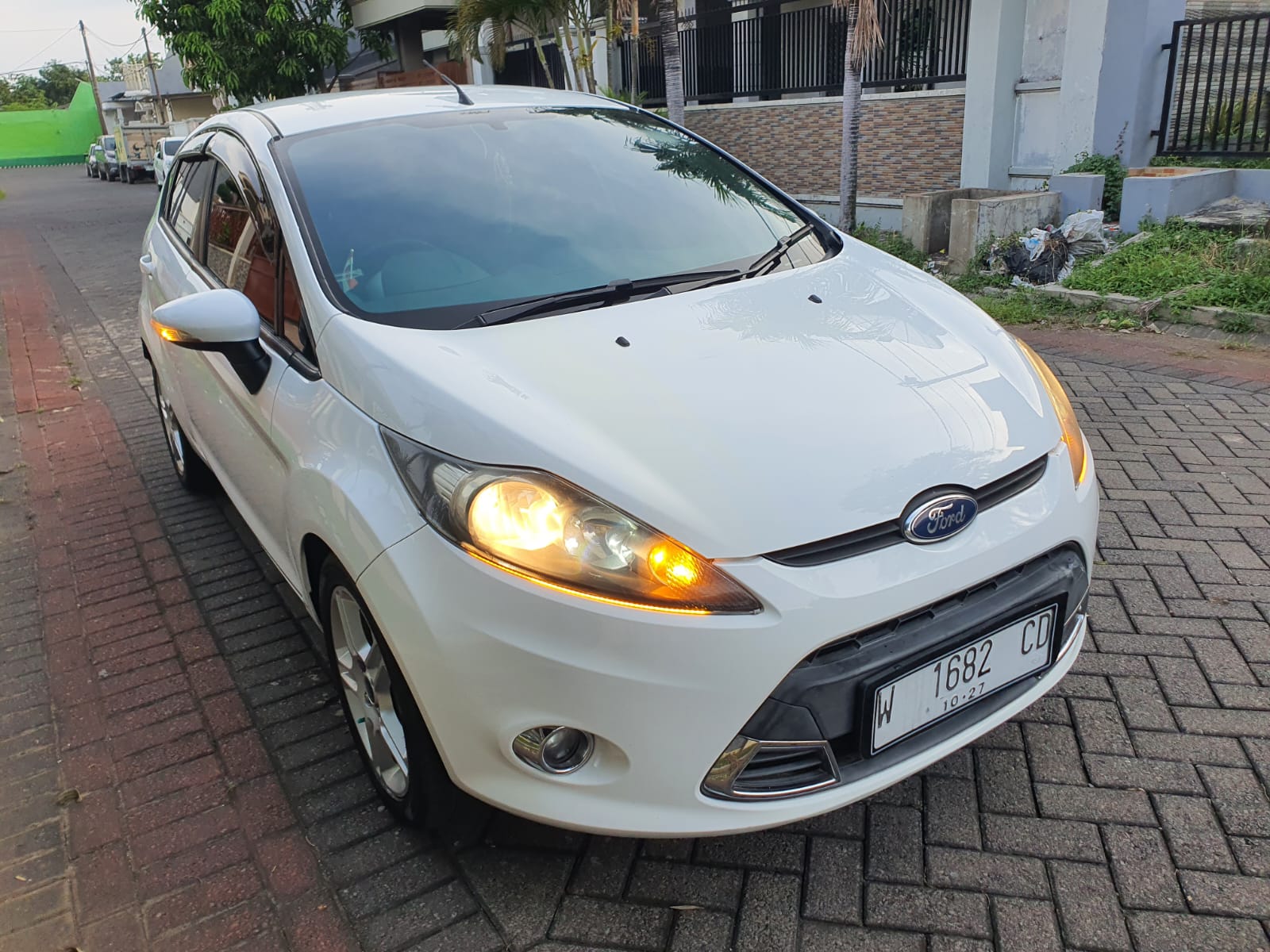 Ford Fiesta 1.6 S Bensin-AT